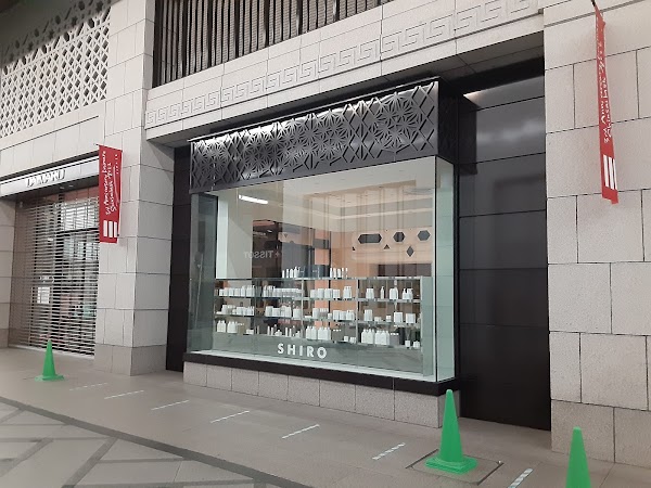 SHIRO Daimaru Shinsaibashi