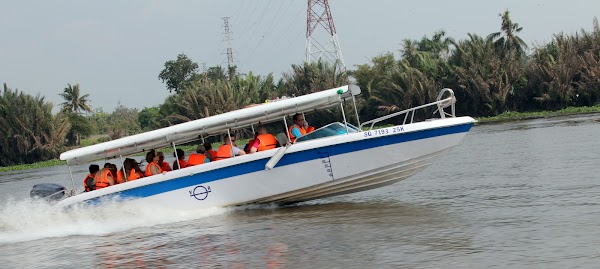 KIM TRAVEL - Daily Tours - Cu Chi Tunnels - Mekong Delta Tour from HCM city