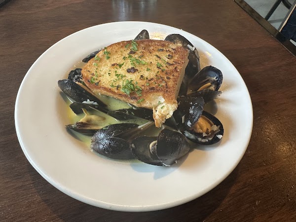 Harbour Oyster + Bar 2