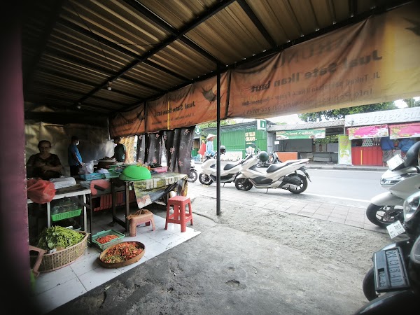 Warung Ari Sate & Pepes Ikan Laut 1