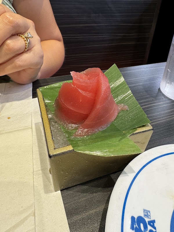 Kura Revolving Sushi Bar 4