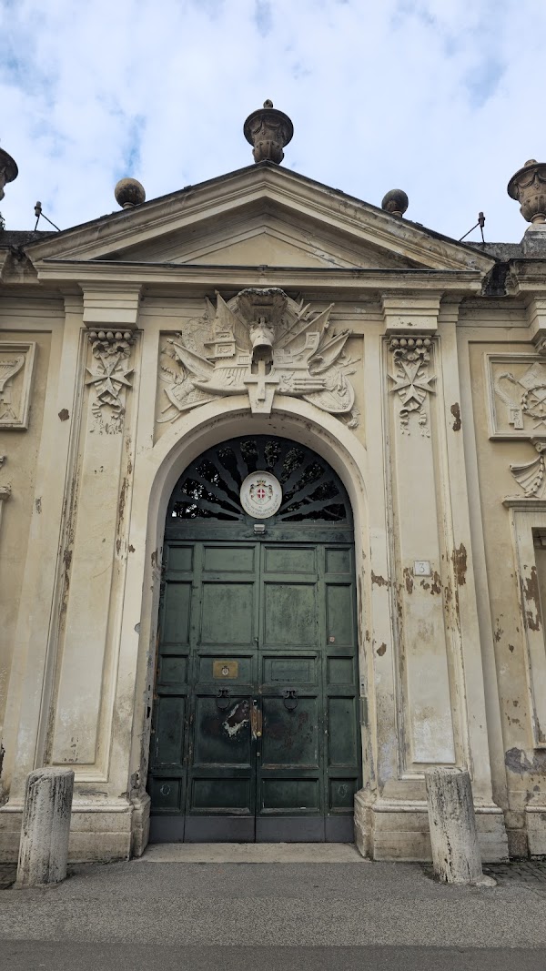 keyhole on aventine hill 4