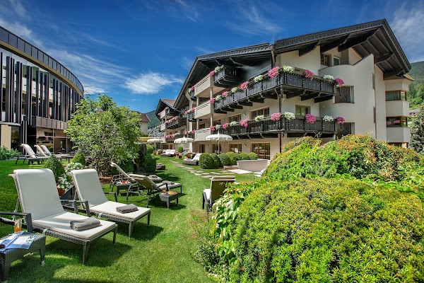 Gardena Grödnerhof Hotel & Spa