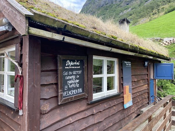 Skjerdal Kafe 4