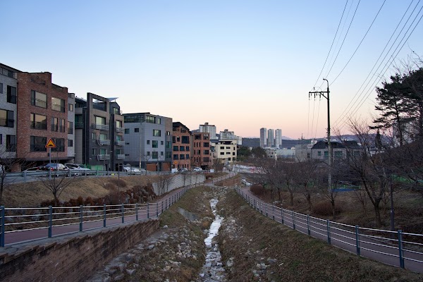 Siksong Village