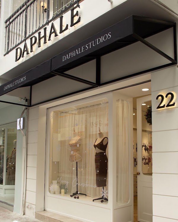 DAPHALE STUDIOS 1