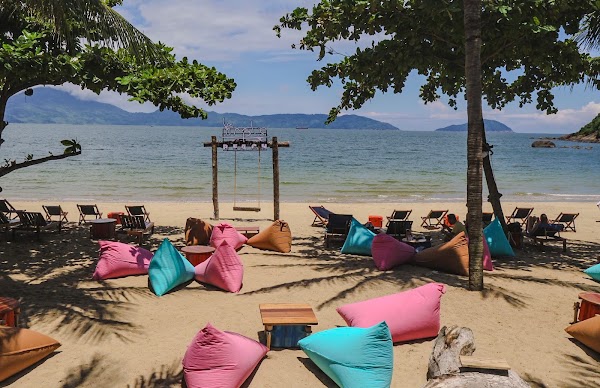 Simple Beach Tien Sa 5