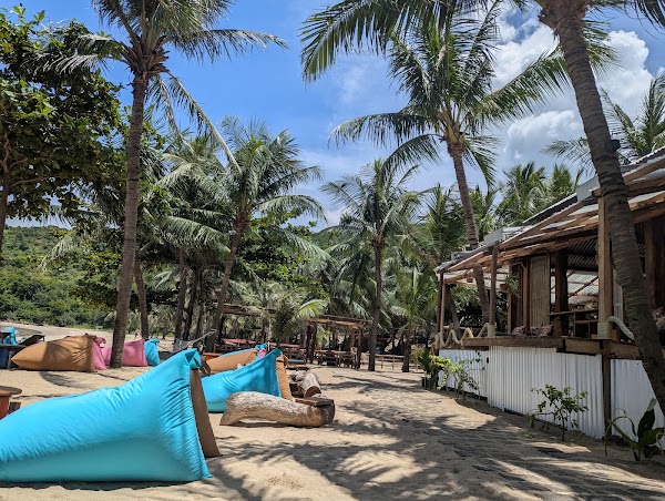 Simple Beach Tien Sa 4