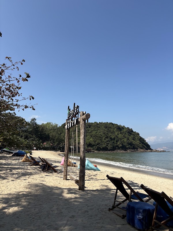 Simple Beach Tien Sa 3