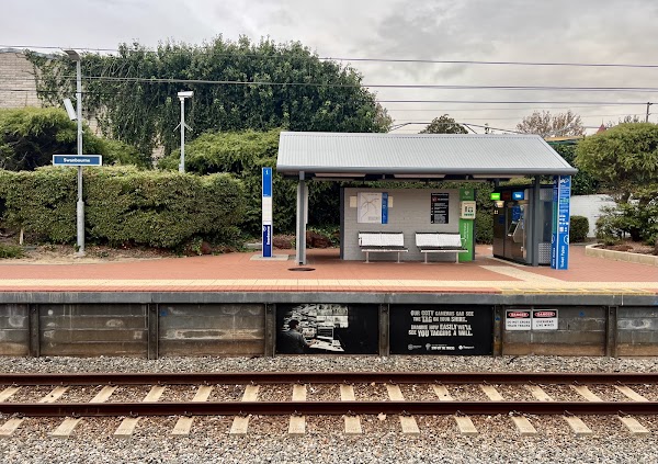 Swanbourne Stn 3