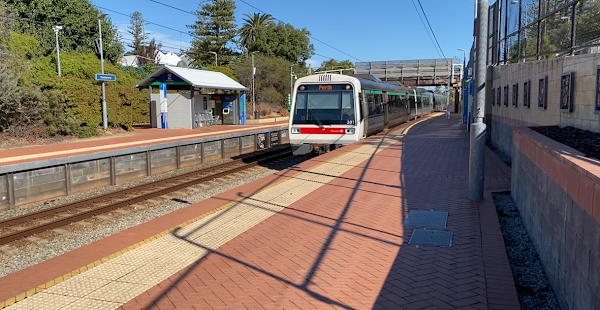Swanbourne Stn 2