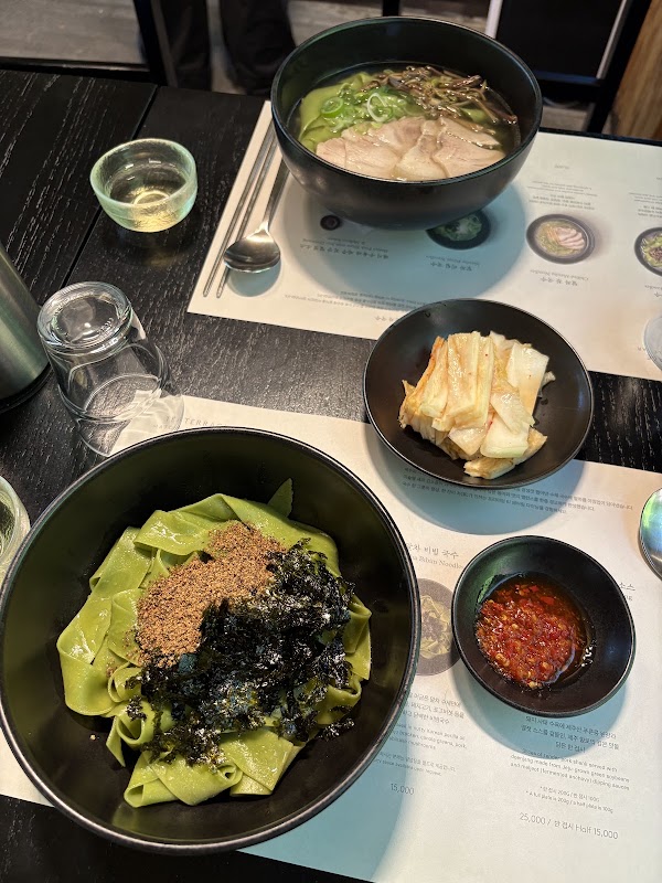 OSULLOC TEA TERRACE MATCHA NOODLE BAR 5