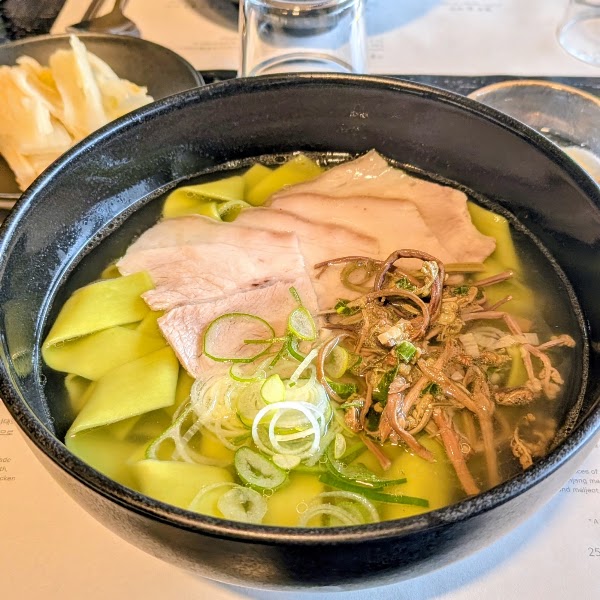 OSULLOC TEA TERRACE MATCHA NOODLE BAR 4