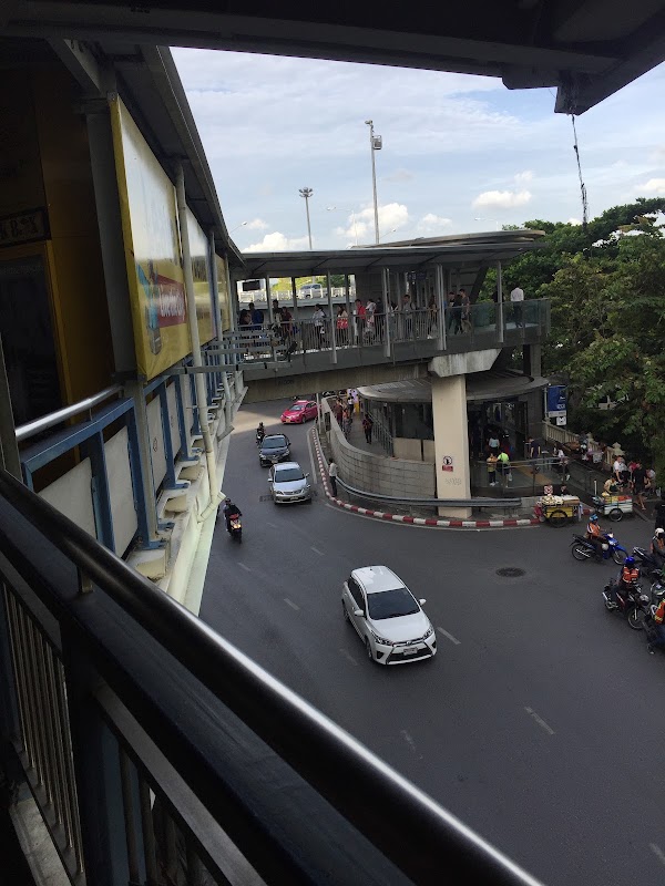 Silom MRT Station 2