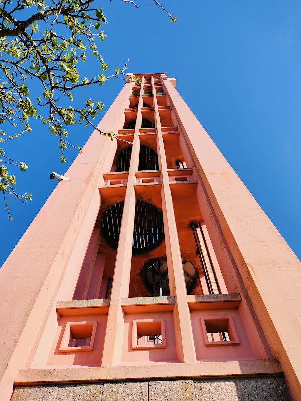 Église catholique Saint-Pierre à Yvetot 2