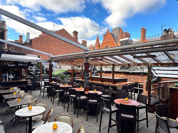 Fade Street Social Restaurant & Cocktail Bar