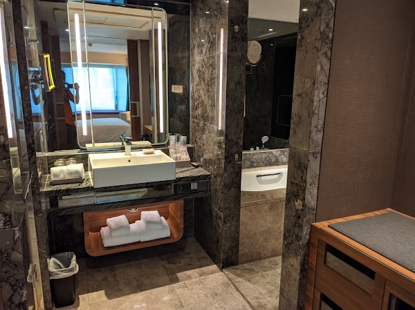 Royal Plaza Hotel