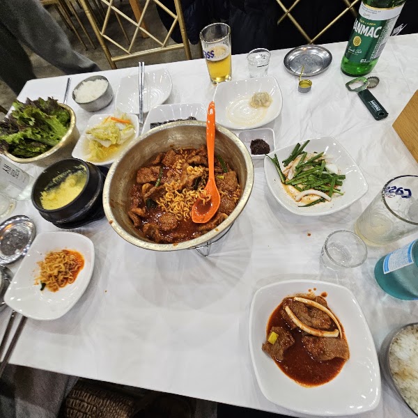 형제매운양푼갈비
