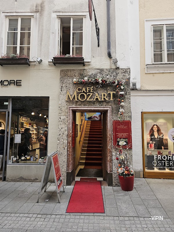 Getreidegasse Street 5