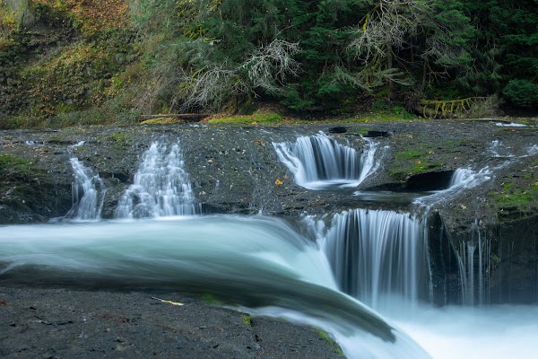 Lower Lewis River Falls 3
