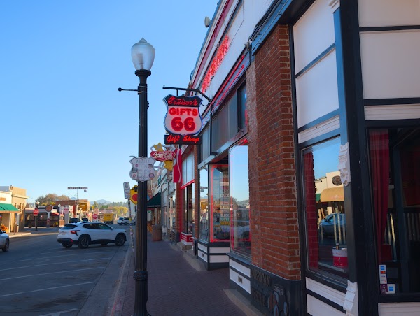 Cruiser's Route 66 Cafe