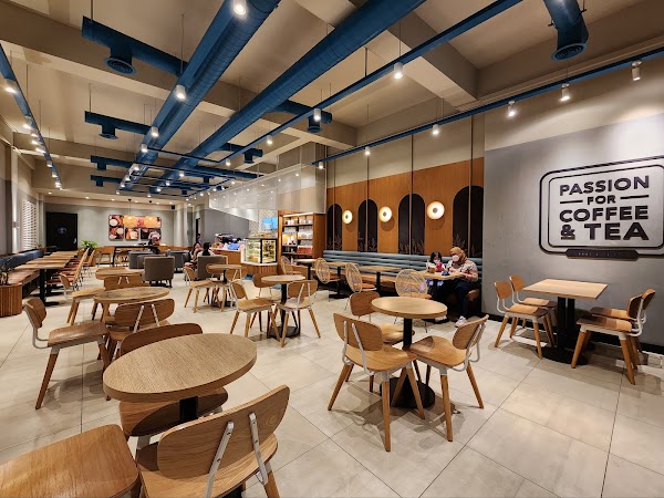 The Coffee Bean & Tea Leaf 1