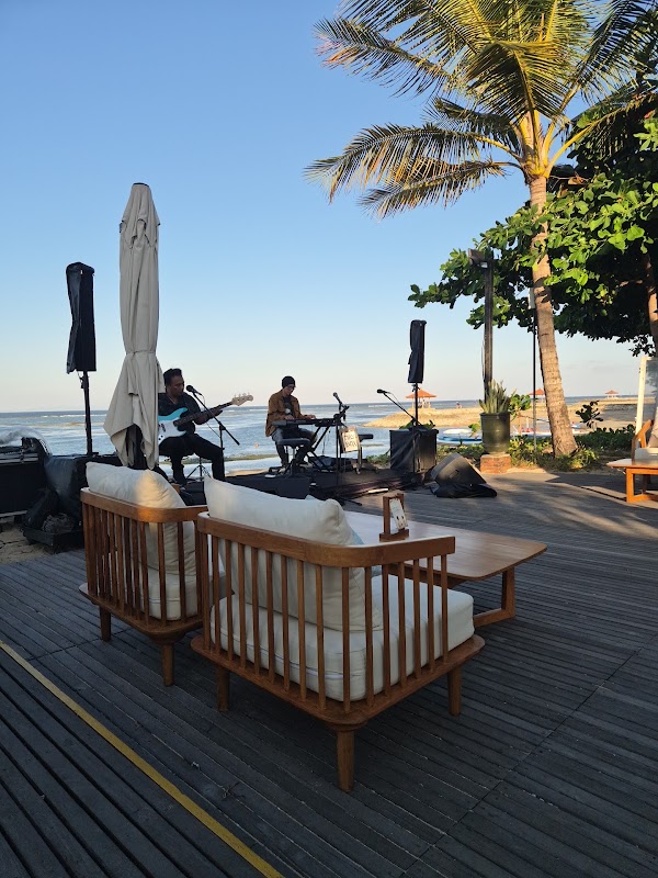 Starfish beach lounge, at Griya 4