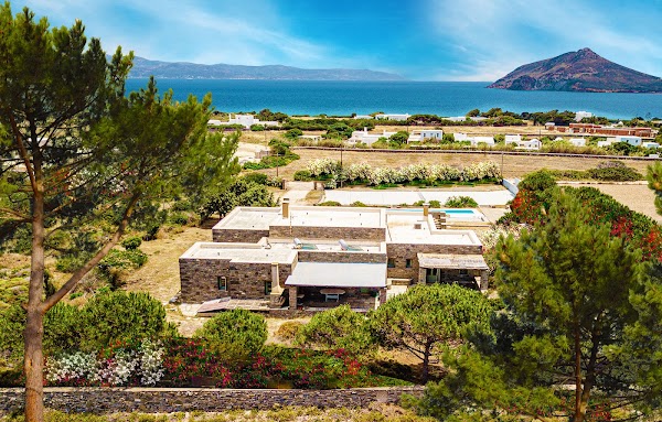 Paros VIP Pool Villa 2