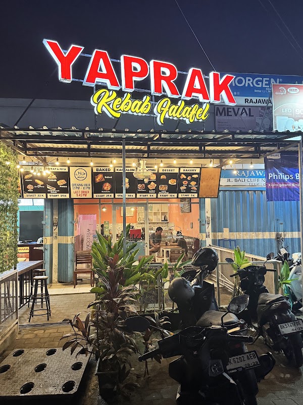 Yaprak Kebab Falafel 1