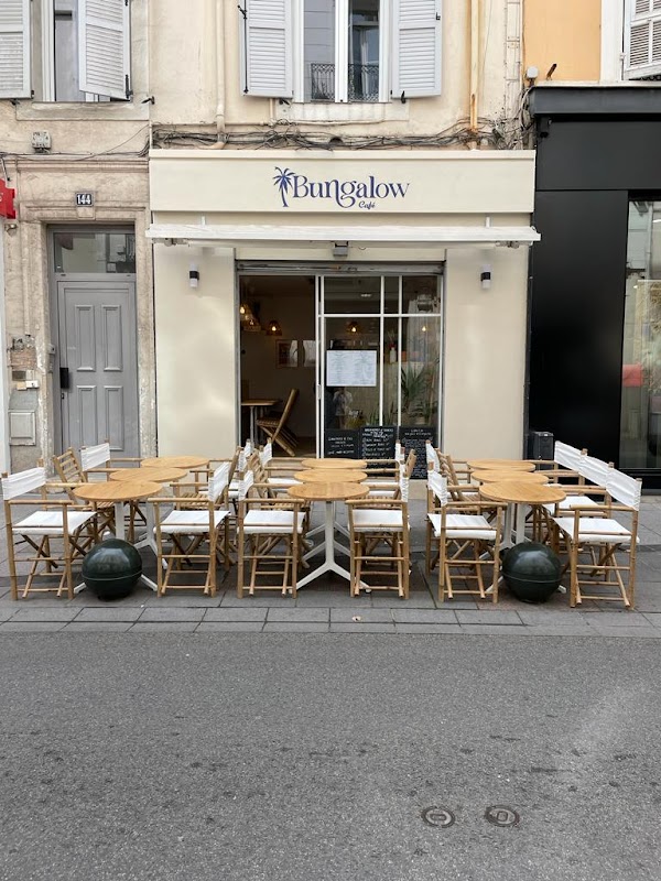 Bungalow café