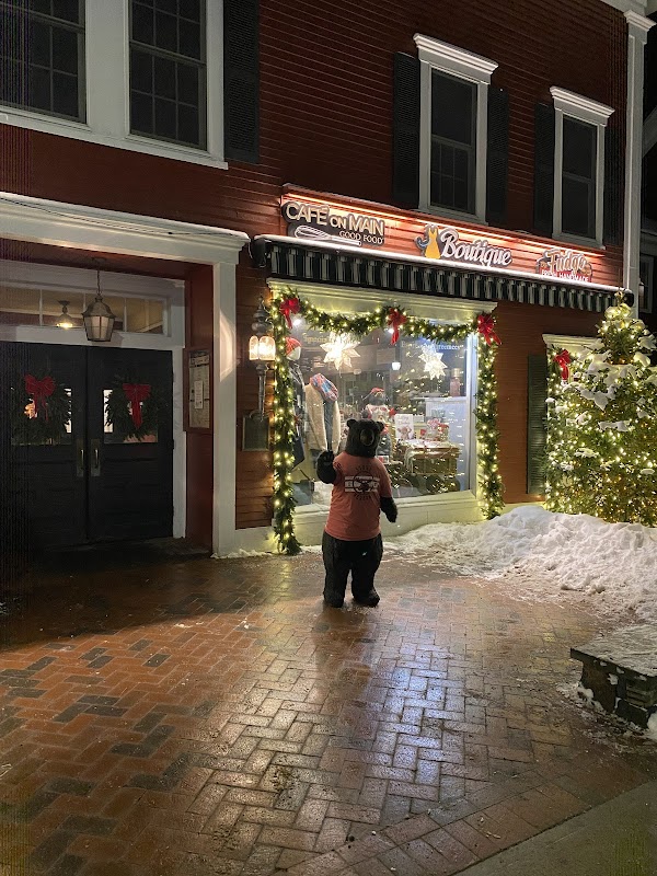 Bear Pond Books Store 1