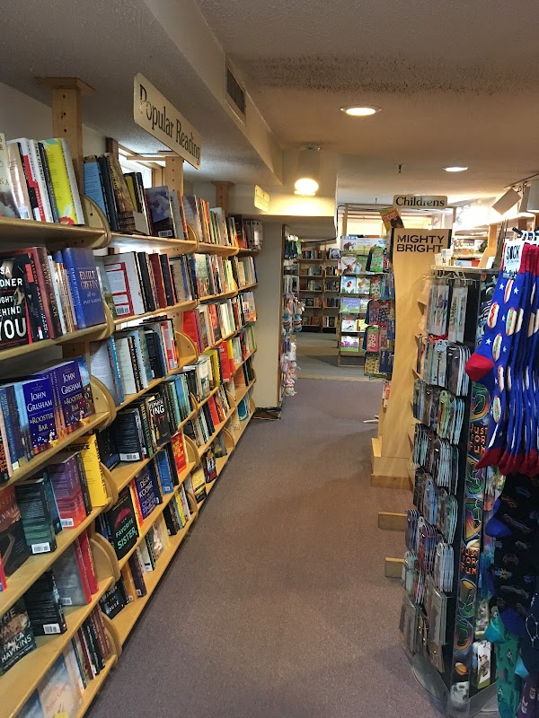 Bear Pond Books Store 5