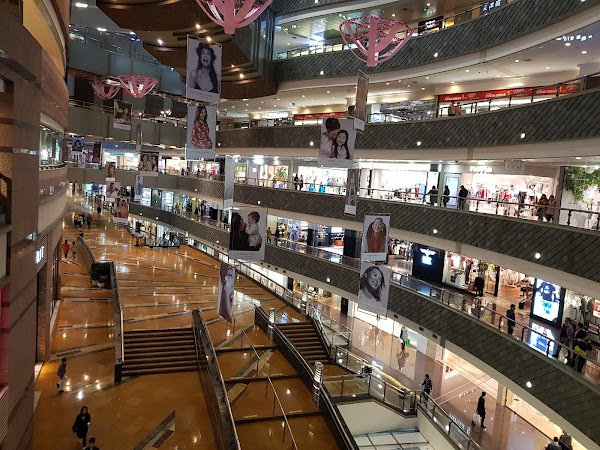 Super Brand Mall 4