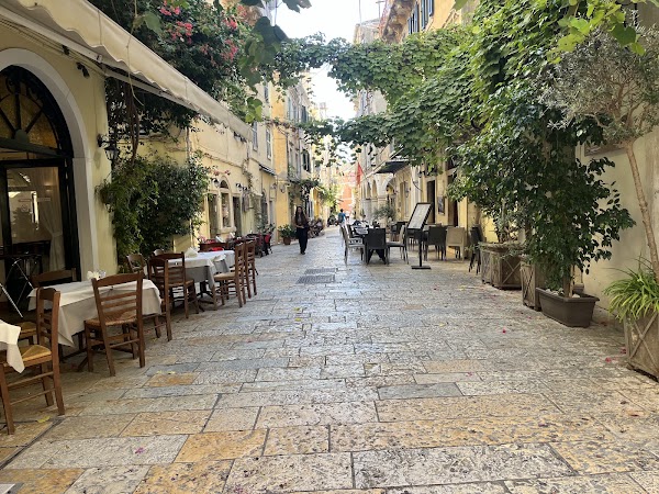 Spianada Square 2