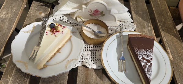 Panzanella Pizzeria Restaurant 4