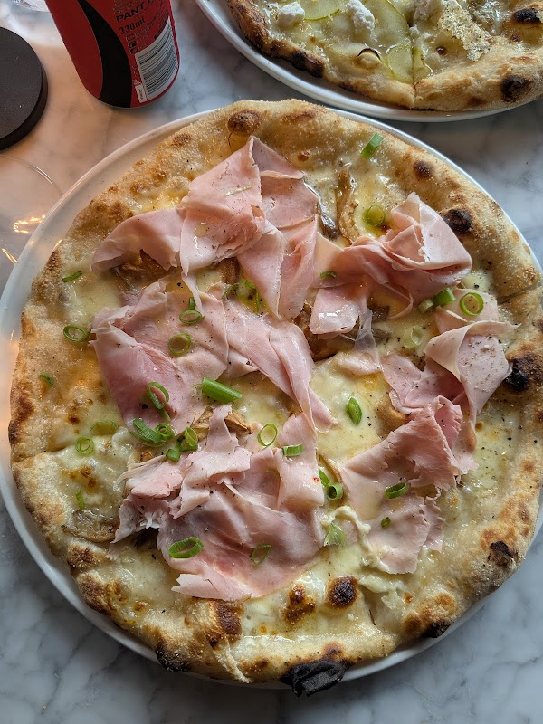 Panzanella Pizzeria Restaurant 2