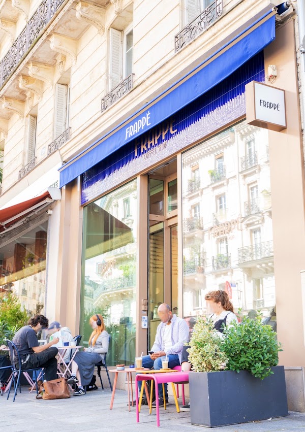 Frappé coffee shop