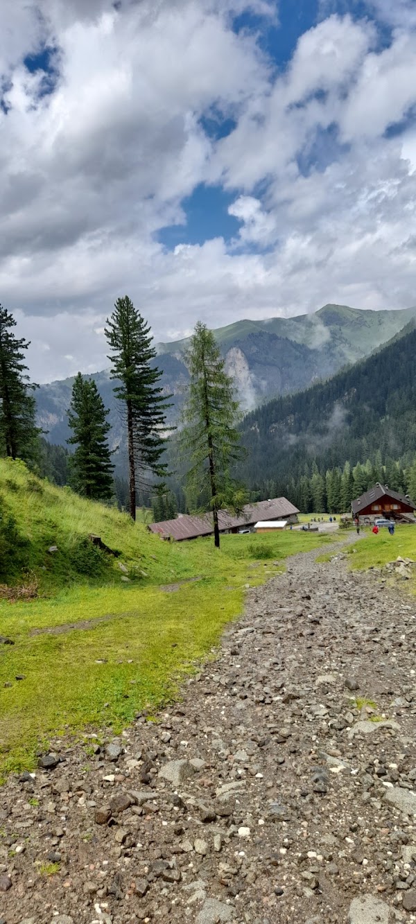 Strada Val Monzoni