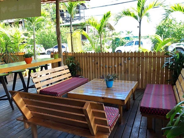 Manuel Antonio Falafel Bar 1