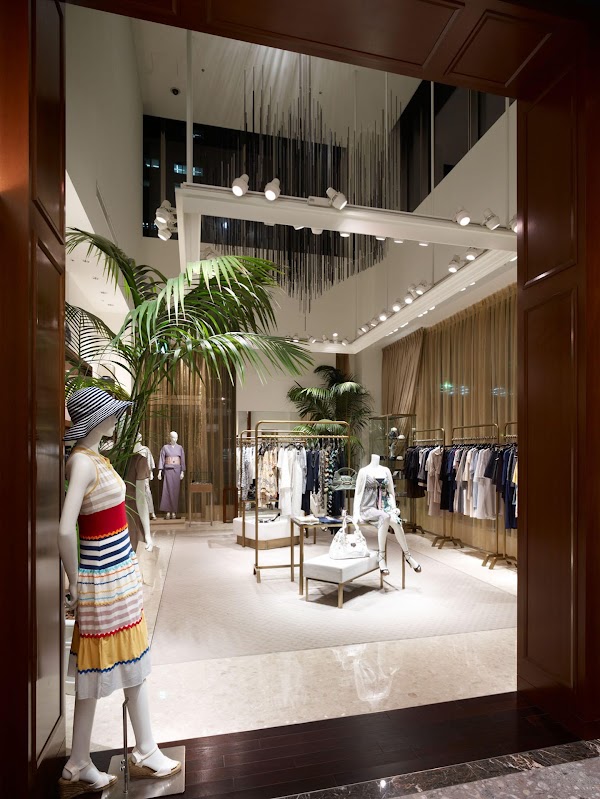 UNITED ARROWS MARUNOUCHI