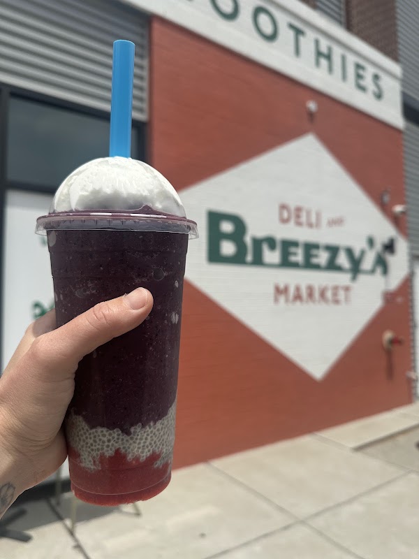 Breezy's Deli and Market 4