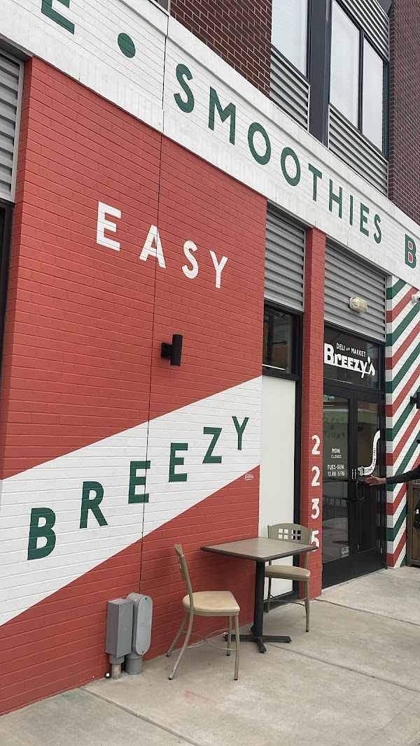 Breezy's Deli and Market 3
