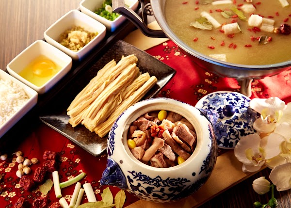Top One Pot Xinyi Restaurant 5
