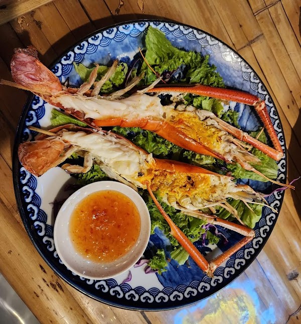 Frandy Beach Bar & Restaurant 4