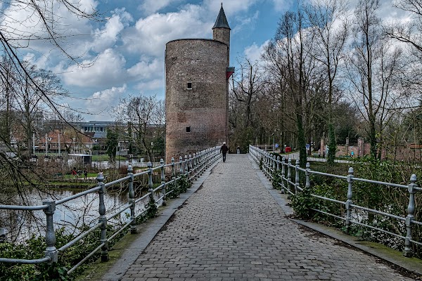 Gunpowder Tower (Poertoren)