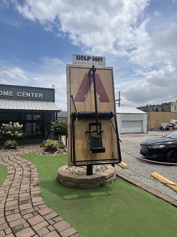 Giant Mouse Trap 1