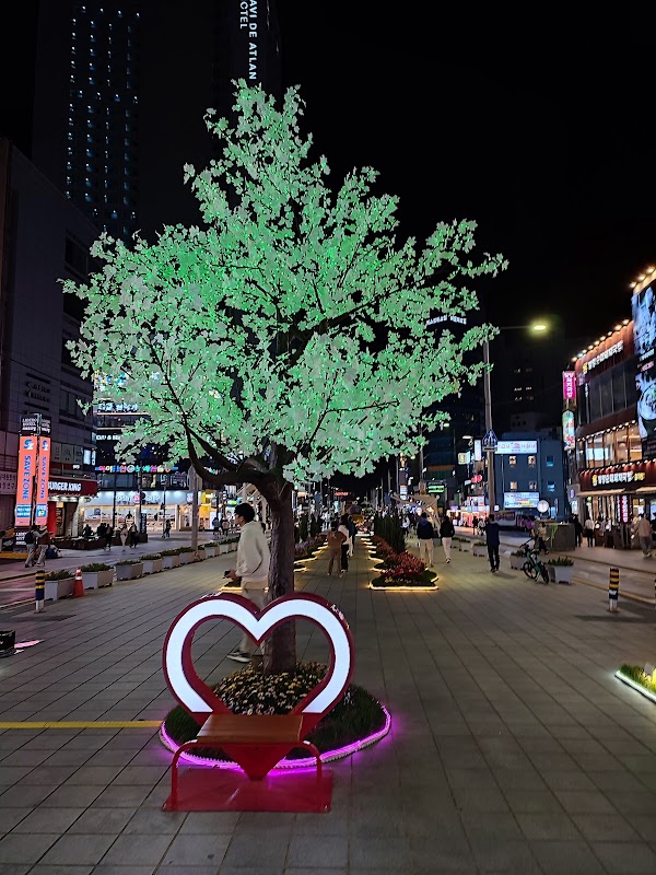 Haeundae Gunam-ro Culture Square 4