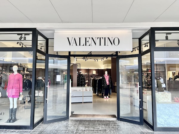 VALENTINO