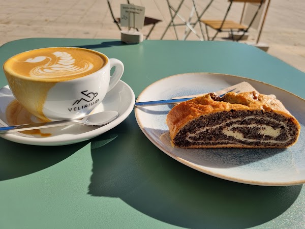 Velirium Café 3