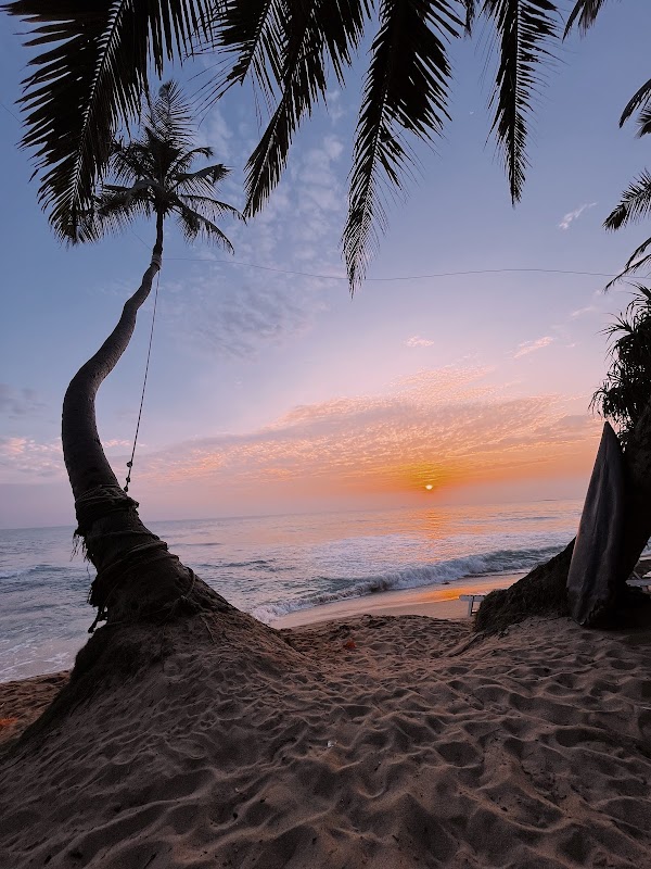 Dream Cabana - Rooms, Restaurant, Rope Swing, swimming beach and free sunbeds 2